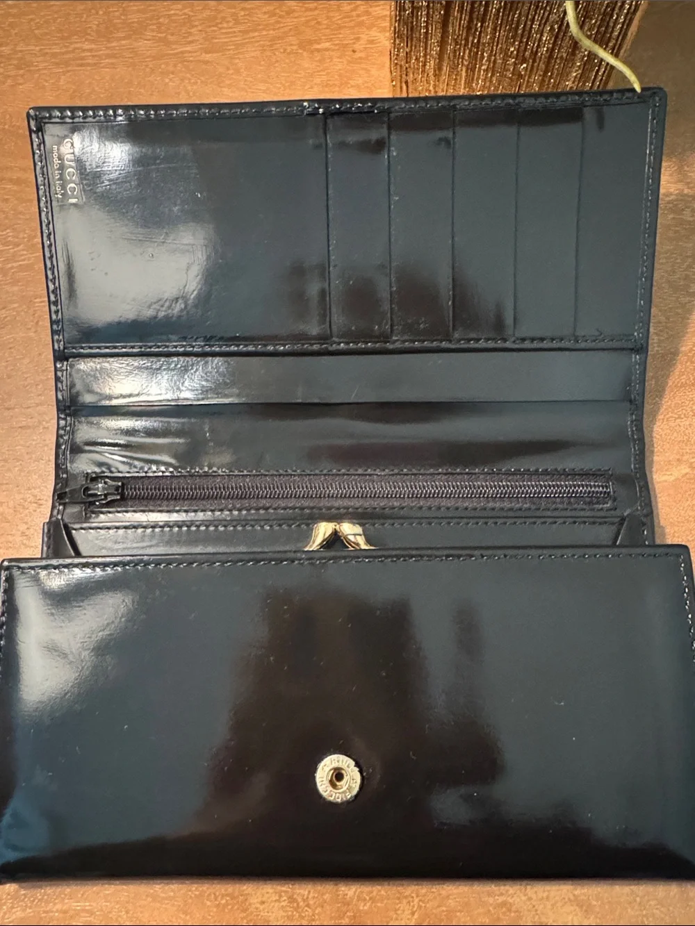 Vintage Gucci French Clutch Black Patent Wallet - Picture 8 of 11